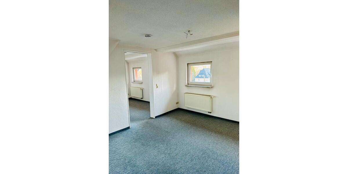 Etagenwohnung Auerbach/Vogtland Vogtland - 4 Zimmer, 99 m&sup2;, 650&euro; | Angebot:24901875