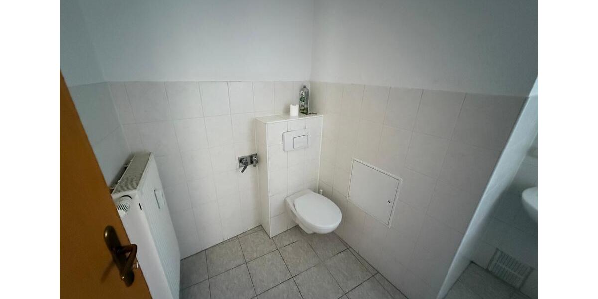 Etagenwohnung Greiz - 3 Zimmer, 79 m&sup2;, 465&euro; | Angebot:26050264