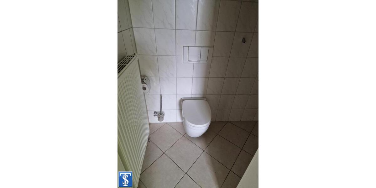 Etagenwohnung Plauen Bahnhofsvorstadt - 2 Zimmer, 80 m&sup2;, 320&euro; | Angebot:15417585