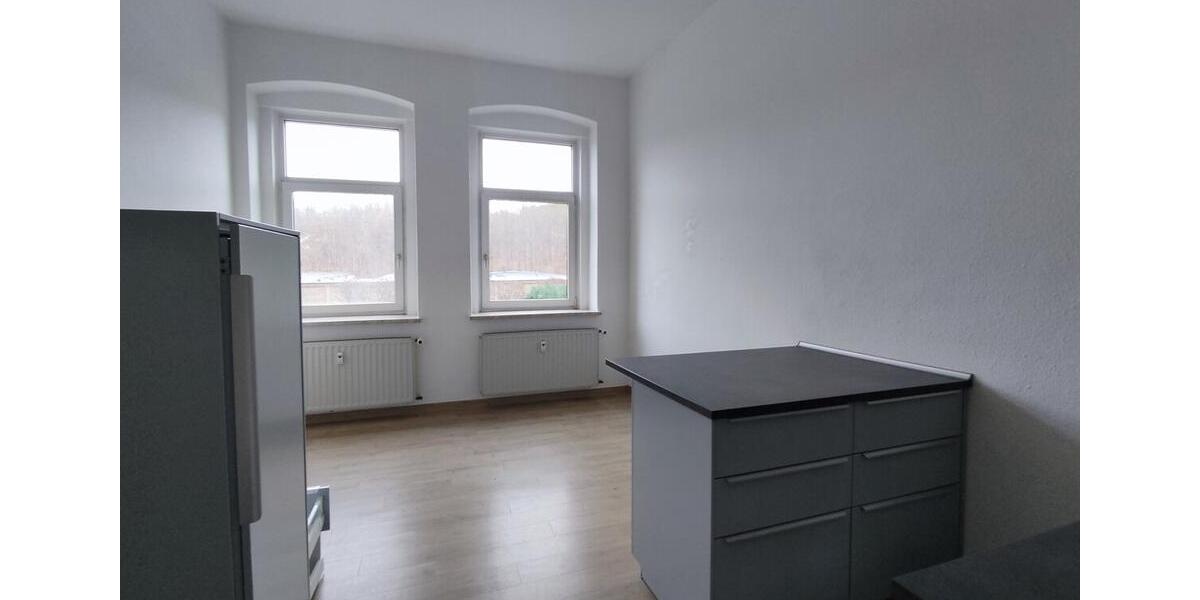 Etagenwohnung Plauen Altstadt - 2 Zimmer, 32 m&sup2;, 200&euro; | Angebot:24422933