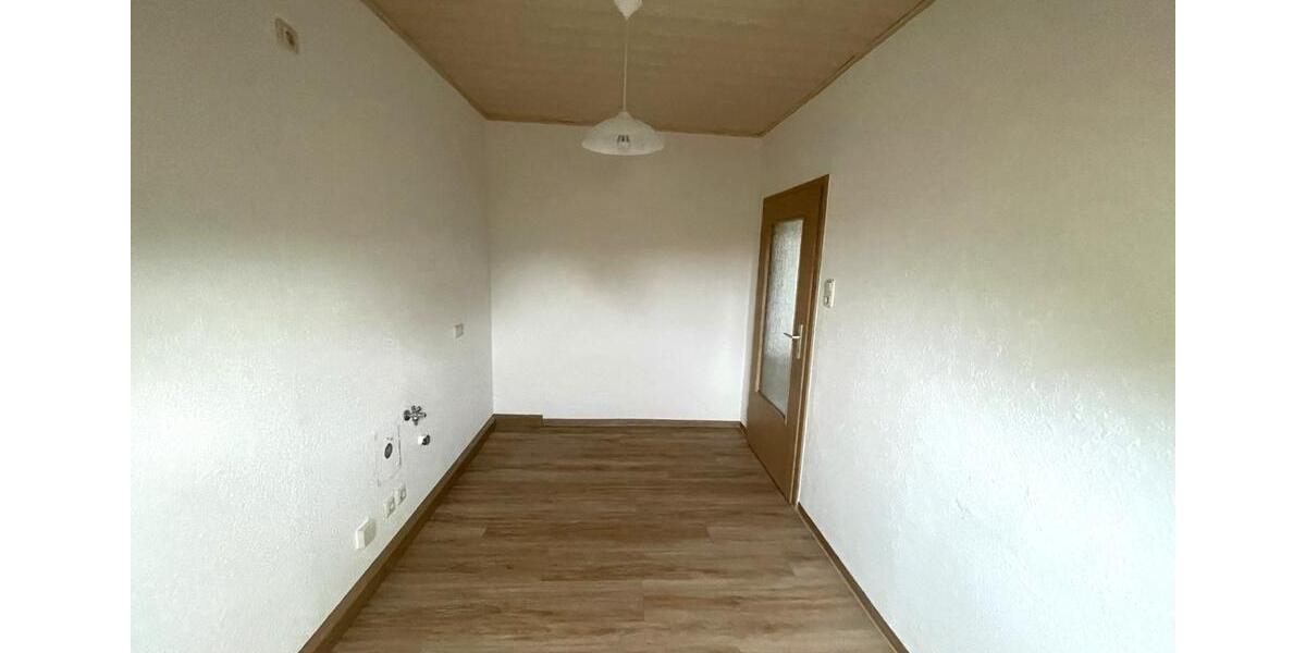 Etagenwohnung Falkenstein/Vogtland Vogtland - 2 Zimmer, 57 m&sup2;, 280&euro; | Angebot:25103371