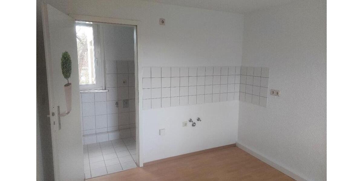 Etagenwohnung Reichenbach im Vogtland Obermylau - 1.5 Zimmer, 36 m&sup2;, 199&euro; | Angebot:24241005