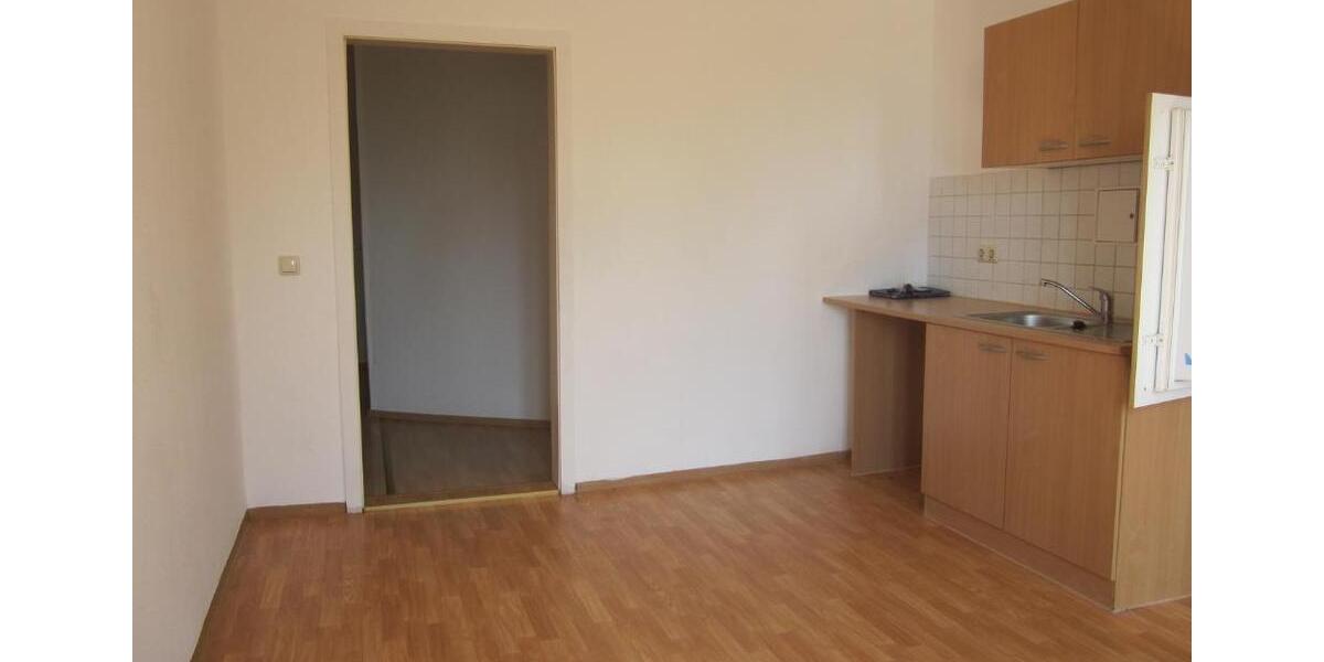Dachgeschoßwohnung Plauen Altstadt - 3 Zimmer, 83 m&sup2;, 350&euro; | Angebot:24474787