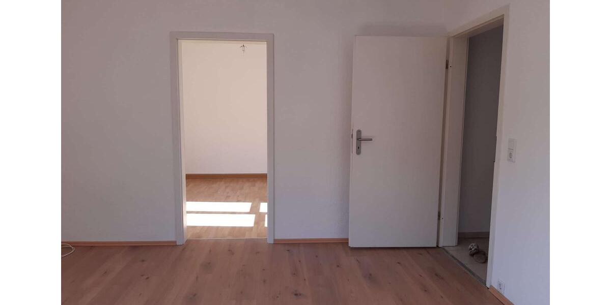 Etagenwohnung Klingenthal Zwota - 3 Zimmer, 71 m&sup2;, 280&euro; | Angebot:25392797