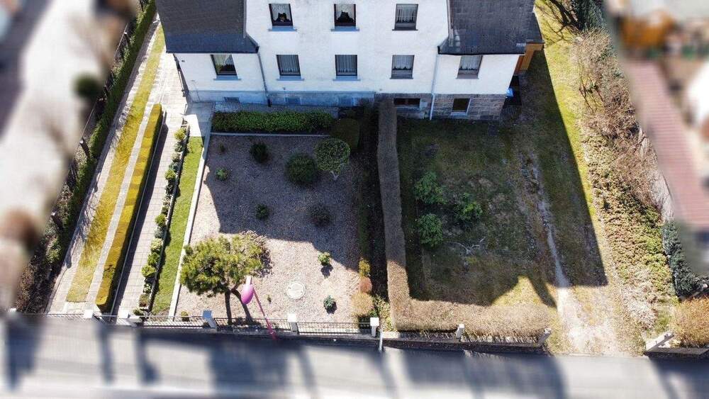 Mehrfamilienhaus, Wohnhaus Rodewisch - 8 Zimmer, 200 m&sup2;, 149.000&euro; | Angebot:25662136