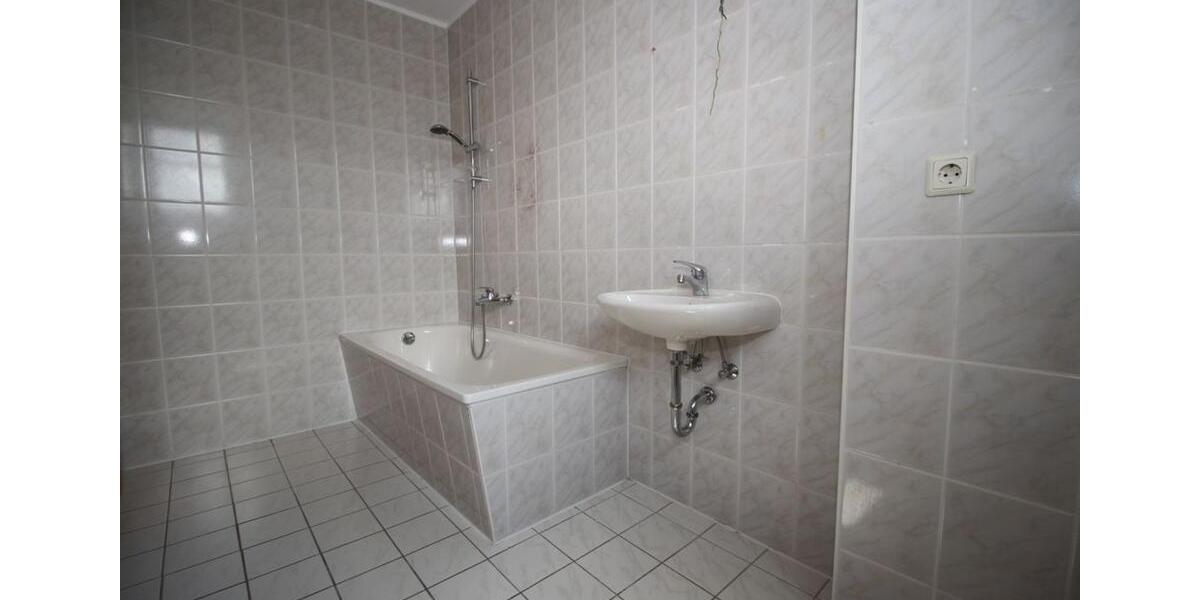 Dachgeschoßwohnung Plauen Bahnhofsvorstadt - 2 Zimmer, 59 m&sup2;, 314&euro; | Angebot:23768181