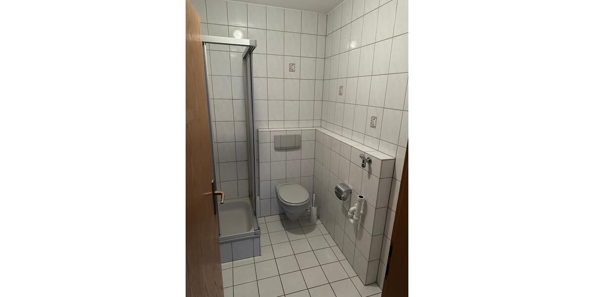 Etagenwohnung Köditz - 1 Zimmer, 30 m&sup2;, 220&euro; | Angebot:26041349