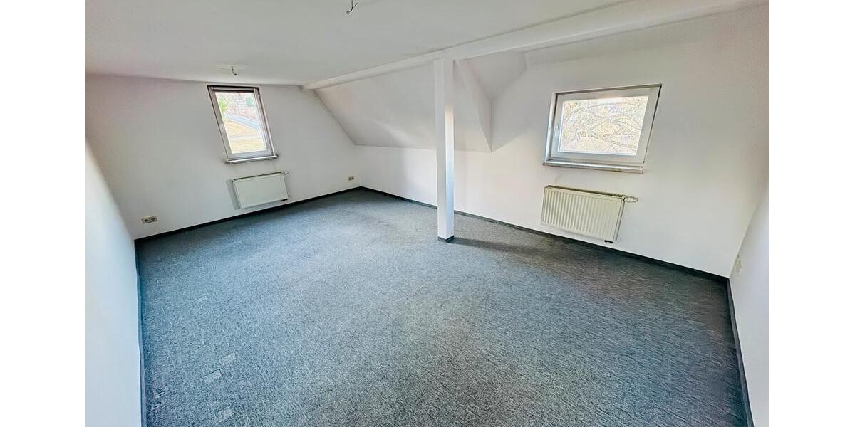 Etagenwohnung Auerbach/Vogtland Vogtland - 4 Zimmer, 99 m&sup2;, 650&euro; | Angebot:24901875