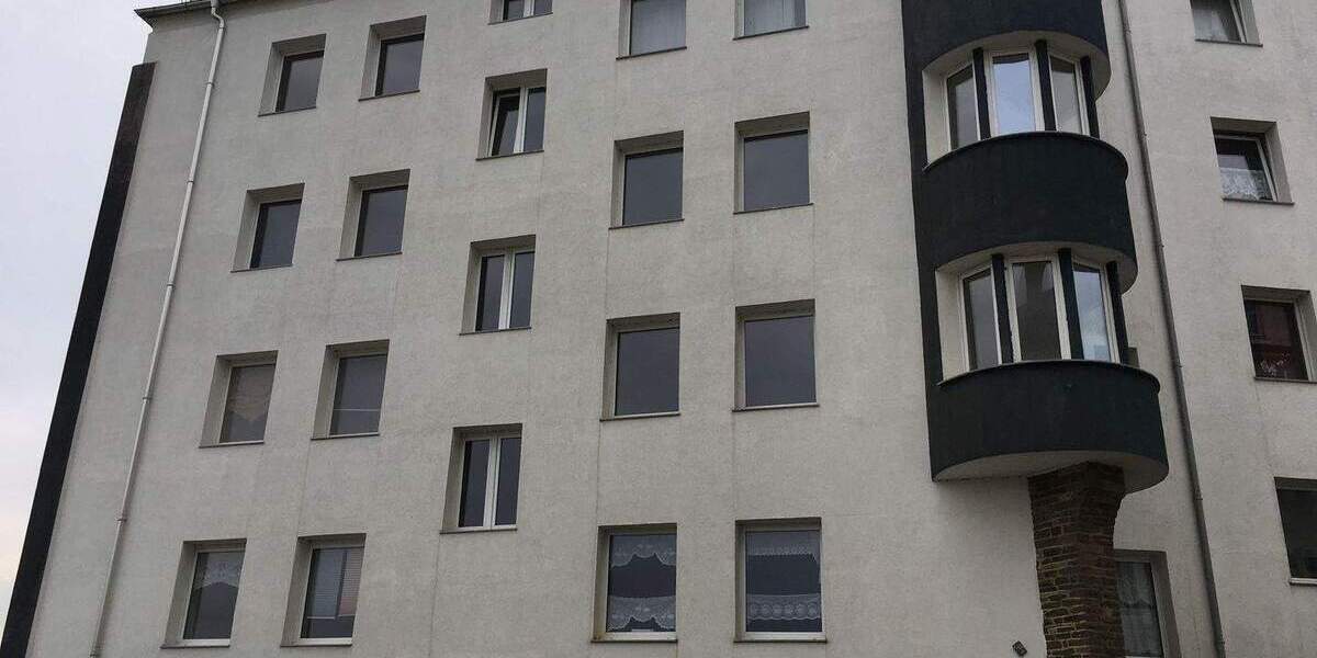 Etagenwohnung Plauen Stadtmitte - 3 Zimmer, 68 m&sup2;, 375&euro; | Angebot:26155802