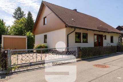 Haus Rehau - 3 Zimmer, 131 m&sup2;, 299.000&euro; | Angebot:27338925