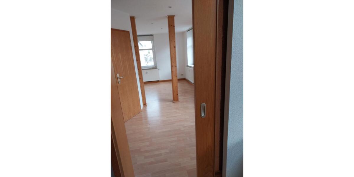 Dachgeschoßwohnung Markneukirchen - 2 Zimmer, 40 m&sup2;, 300&euro; | Angebot:26424653