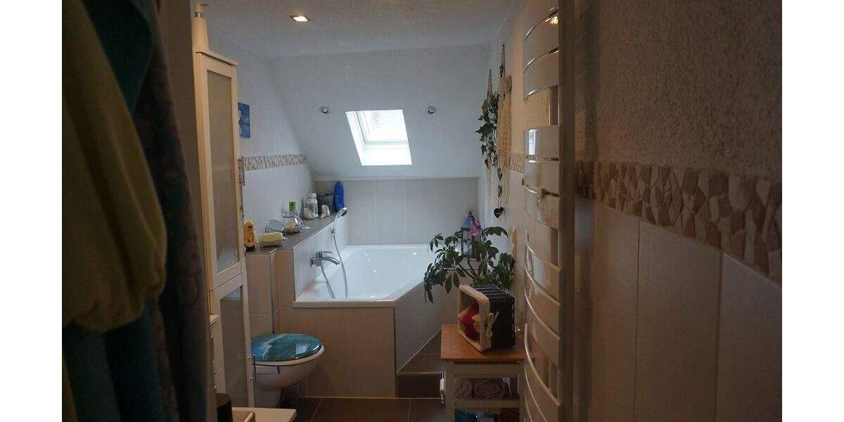 Reihenmittelhaus Oelsnitz - 5 Zimmer, 146 m&sup2;, 195.000&euro; | Angebot:25686107