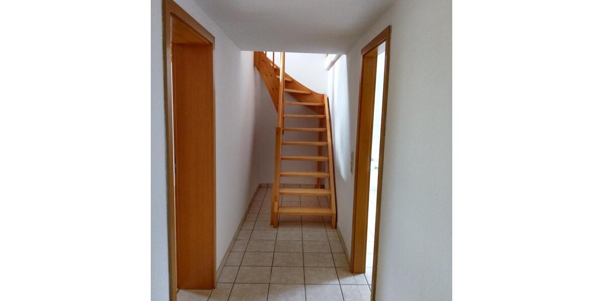 Maisonettenwohnung Reichenbach im Vogtland - 3 Zimmer, 72 m&sup2;, 360&euro; | Angebot:24813987