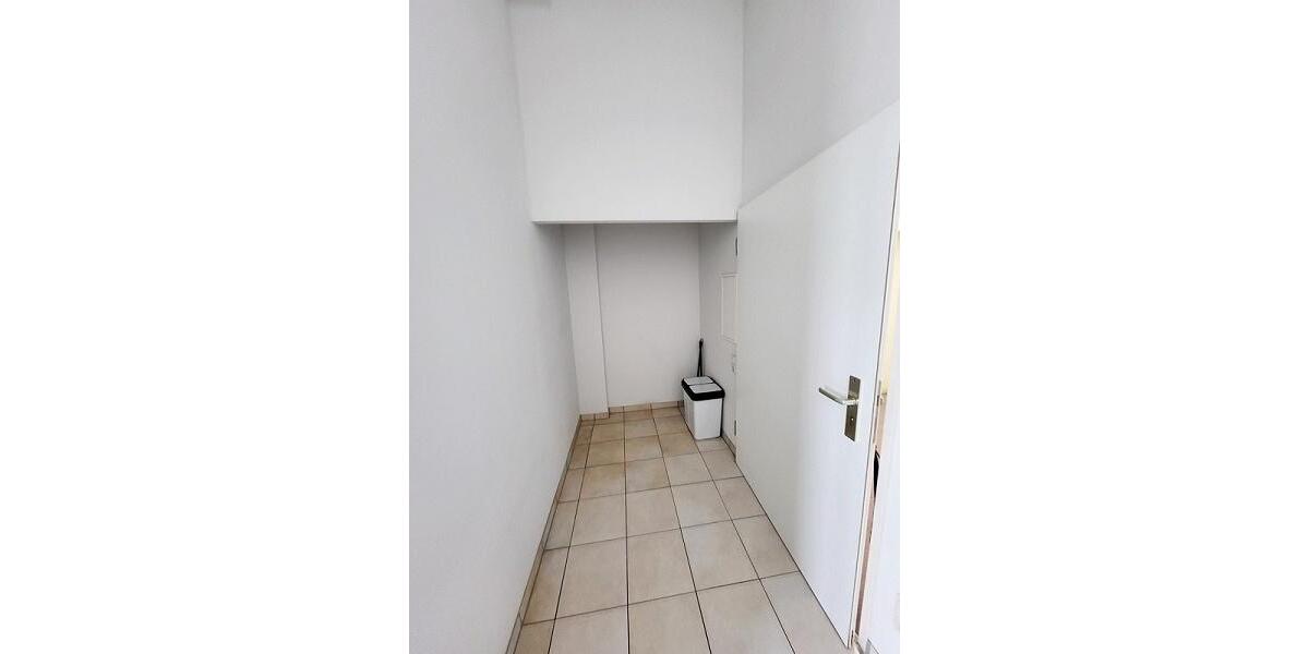 Etagenwohnung Neumark - 1 Zimmer, 33 m&sup2;, 220&euro; | Angebot:24625040