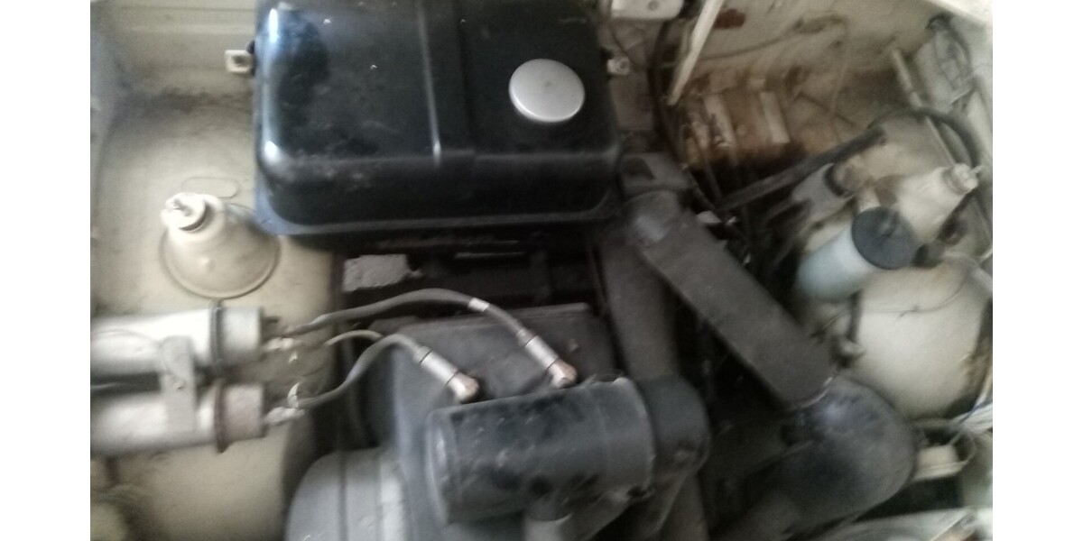 Trabant P 601 42.500 km 9.950 &euro; Lengenfeld 08485