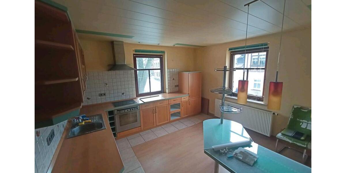 Etagenwohnung Falkenstein/Vogtland Vogtland - 3 Zimmer, 112 m&sup2;, 760&euro; | Angebot:25172000