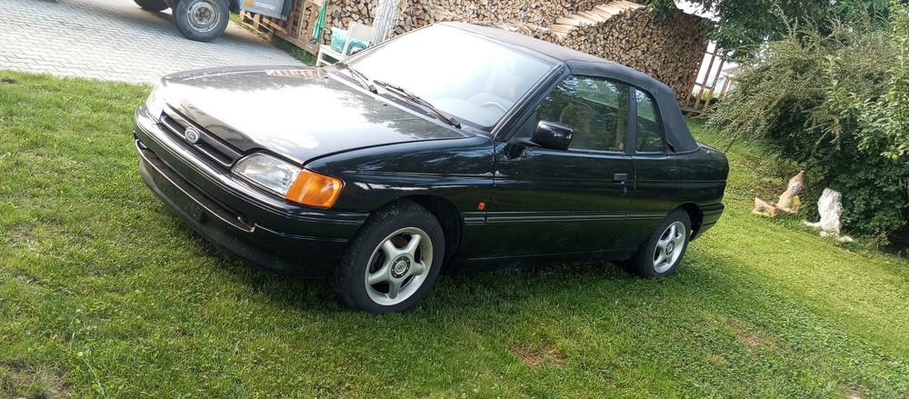 Ford Escort 155.784 km 2.500 &euro; Trogen 95183