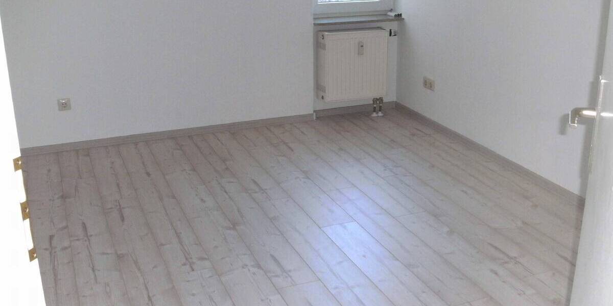 Etagenwohnung Plauen Südvorstadt - 2 Zimmer, 47 m&sup2;, 49.000&euro; | Angebot:25776176