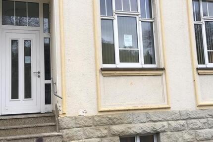 Wohnung Schönheide - 3 Zimmer, 75 m&sup2;, 400&euro; | Angebot:24650264