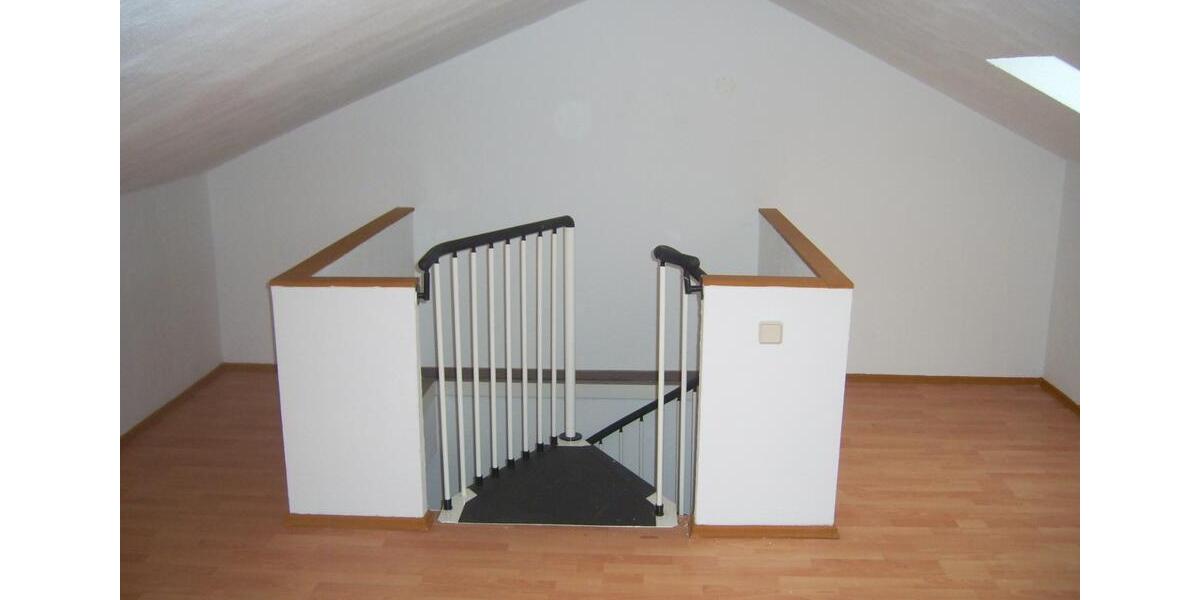 Maisonettenwohnung Plauen Bahnhofsvorstadt - 3 Zimmer, 64 m&sup2;, 312&euro; | Angebot:8828643