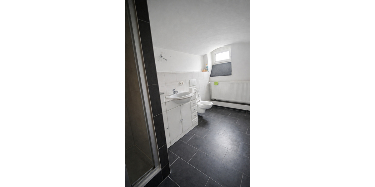 Mehrfamilienhaus, Wohnhaus Auerbach - 6 Zimmer, 200 m&sup2;, 199.000&euro; | Angebot:25708243