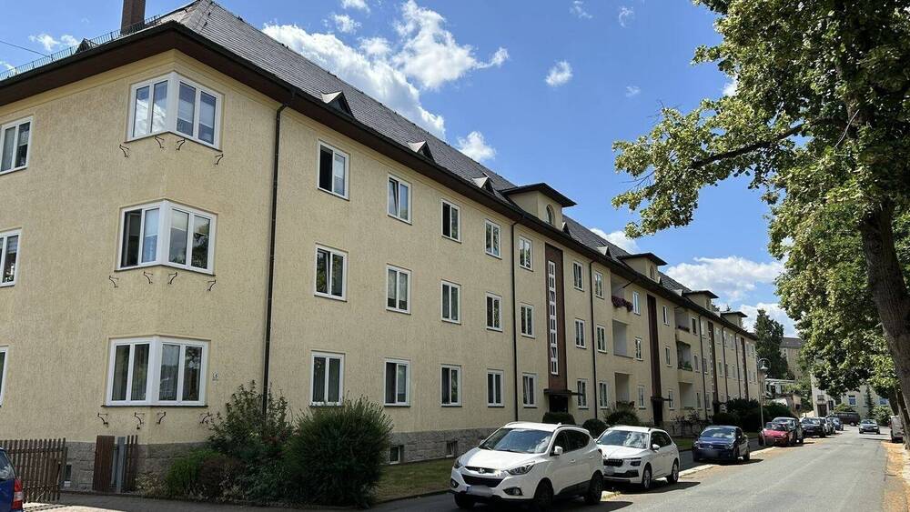 Etagenwohnung Rodewisch - 4 Zimmer, 92 m&sup2;, 89.000&euro; | Angebot:25686156
