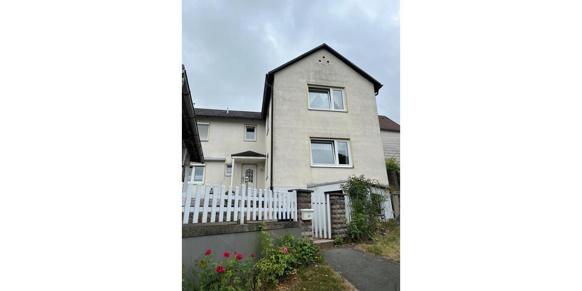Doppelhaushälfte Rehau - 10 Zimmer, 150 m&sup2;, 189.000&euro; | Angebot:27030987
