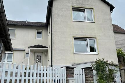 Haus Rehau - 10 Zimmer, 150 m&sup2;, 189.000&euro; | Angebot:27030987