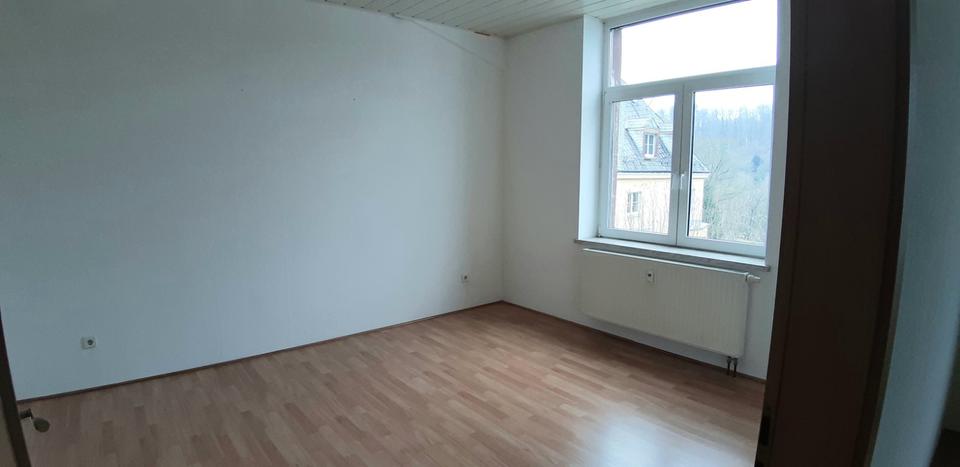 Hochparterre Elsterberg - 2 Zimmer, 64 m&sup2;, 230&euro; | Angebot:25867325