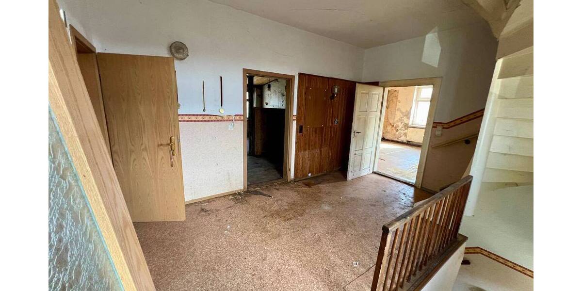 Einfamilienhaus Falkenstein Oberlauterbach - 8 Zimmer, 110 m&sup2;, 55.000&euro; | Angebot:25929611