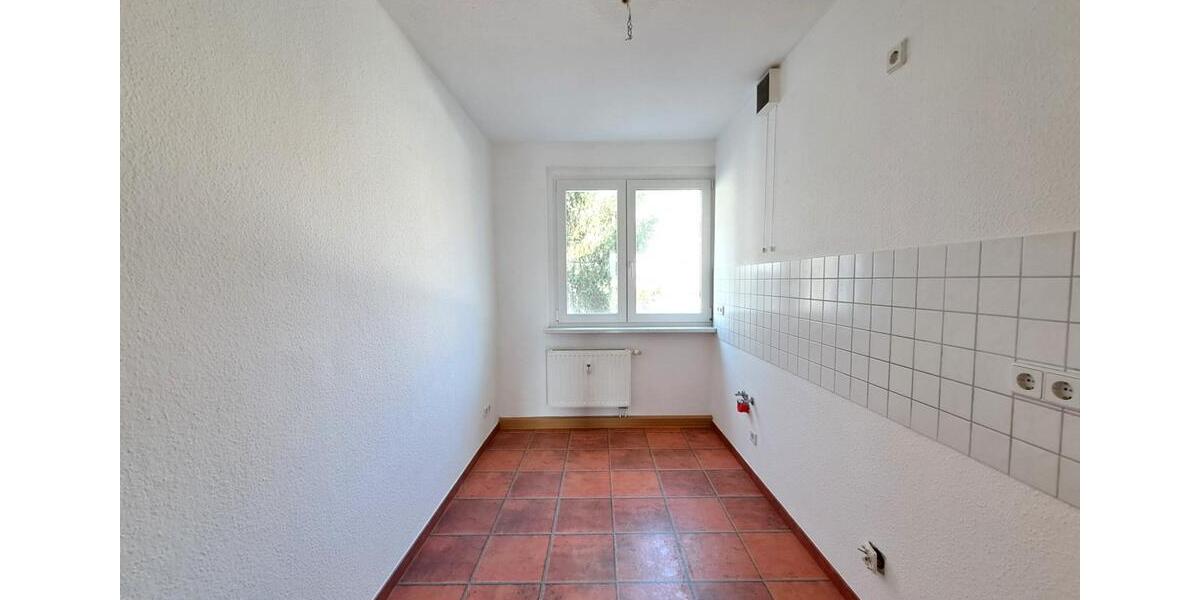 Etagenwohnung Plauen - 2 Zimmer, 48 m&sup2;, 271&euro; | Angebot:25806585