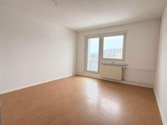 Etagenwohnung Plauen Alt Chrieschwitz - 3 Zimmer, 56 m&sup2;, 282&euro; | Angebot:24849883