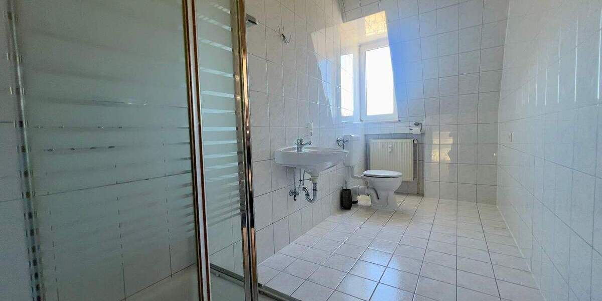 Mehrfamilienhaus, Wohnhaus Plauen Ostvorstadt - 1 Zimmer, 290 m&sup2;, 265.000&euro; | Angebot:25708225