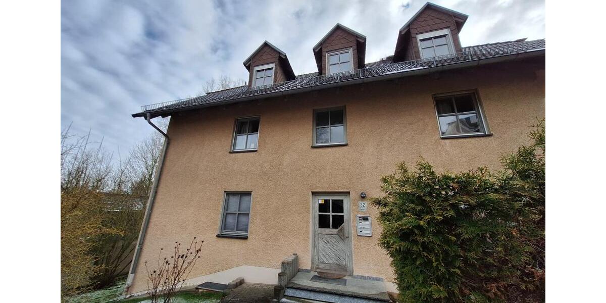 Etagenwohnung Hof Neuhof - 3 Zimmer, 80 m&sup2;, 560&euro; | Angebot:25804394