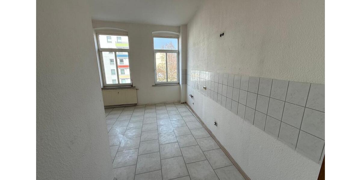 Etagenwohnung Plauen - 3 Zimmer, 96 m&sup2;, 480&euro; | Angebot:25887081