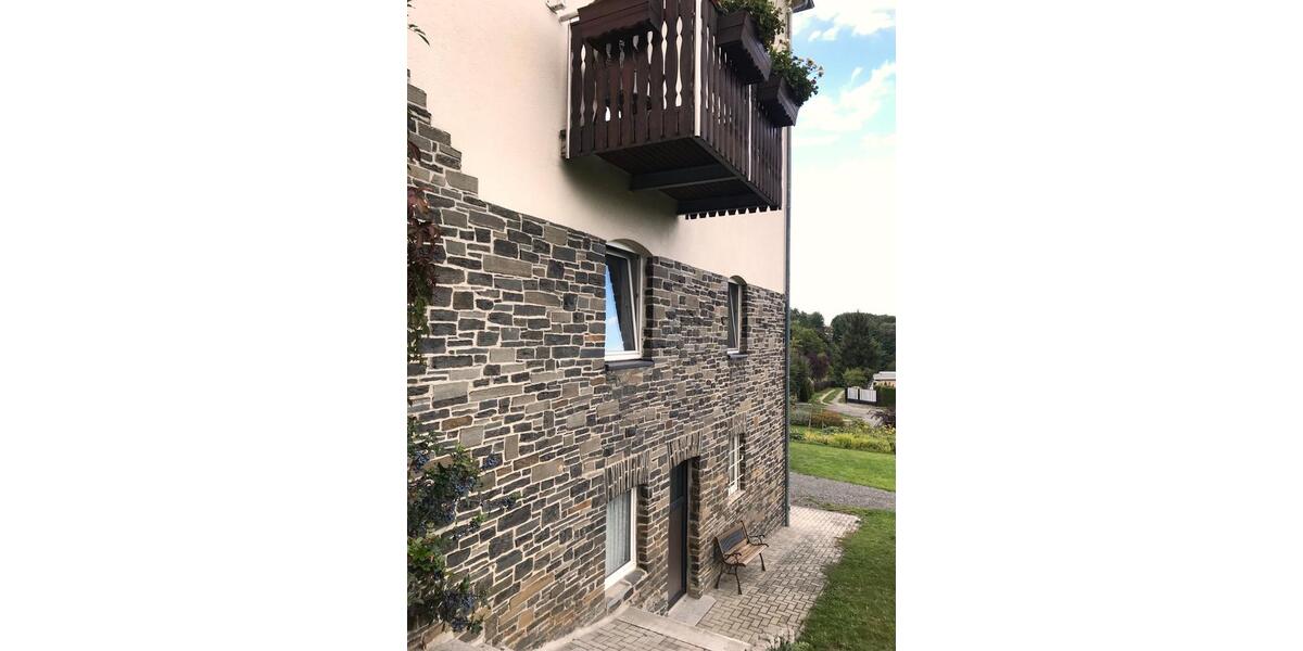 Etagenwohnung Plauen Haselbrunn - 2 Zimmer, 63 m&sup2;, 240&euro; | Angebot:25975807