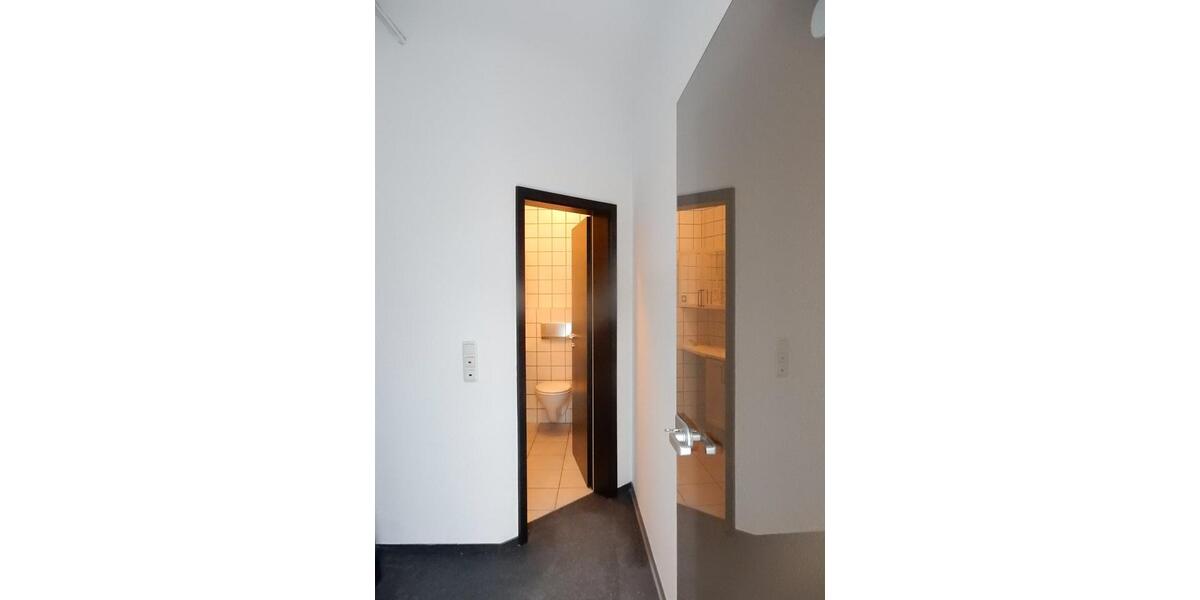 Gewerbeobjekt Hof Neuhof - 1.600&euro; | Angebot:23112433