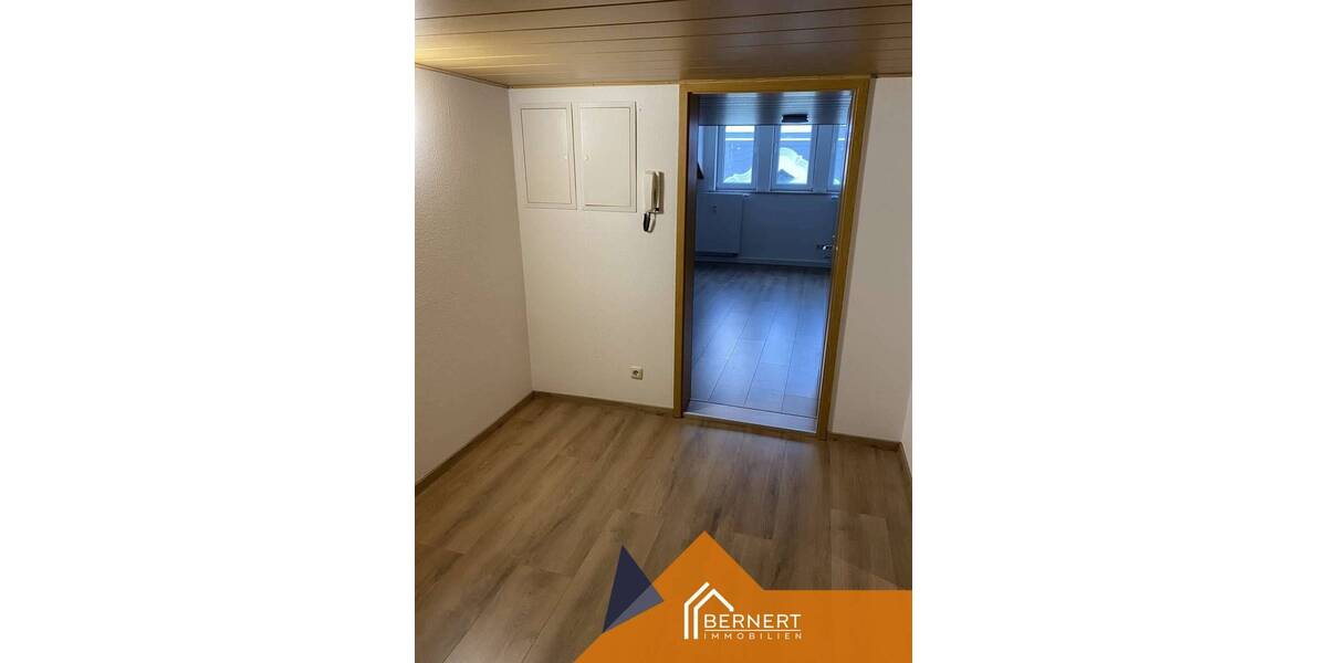 Etagenwohnung Oelsnitz/Vogtl. Oelsnitz - 4 Zimmer, 102 m&sup2;, 520&euro; | Angebot:25689900