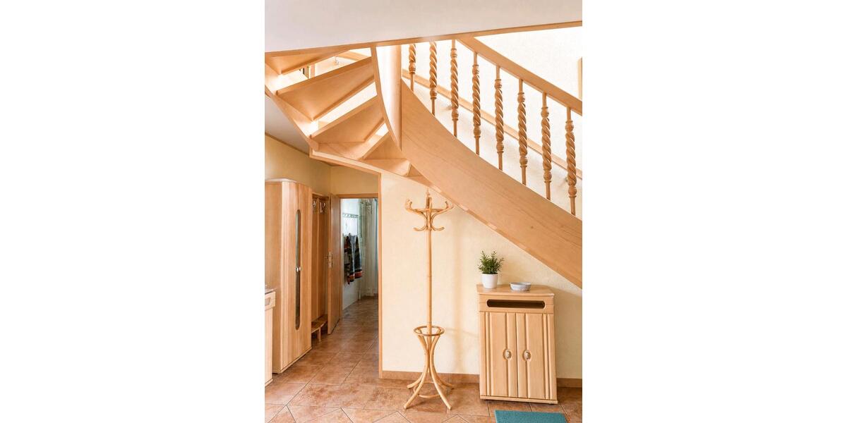 Einfamilienhaus Greiz - 8 Zimmer, 210 m&sup2;, 525.000&euro; | Angebot:26412187