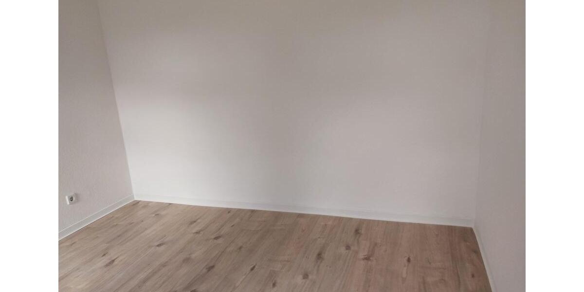 Etagenwohnung Plauen Altstadt - 2 Zimmer, 51 m&sup2;, 285&euro; | Angebot:25229507
