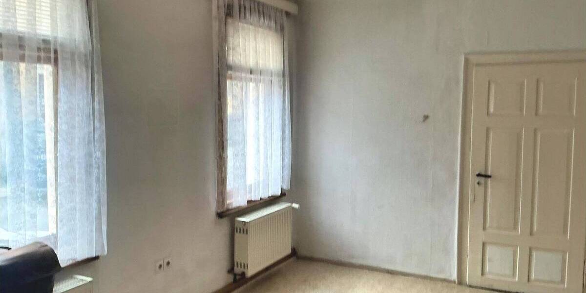 Reihenmittelhaus Falkenstein - 5 Zimmer, 125 m&sup2;, 60.000&euro; | Angebot:26451826