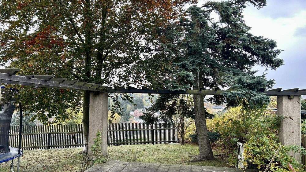 Einfamilienhaus Rodewisch - 1 Zimmer, 220 m&sup2;, 249.000&euro; | Angebot:25662114