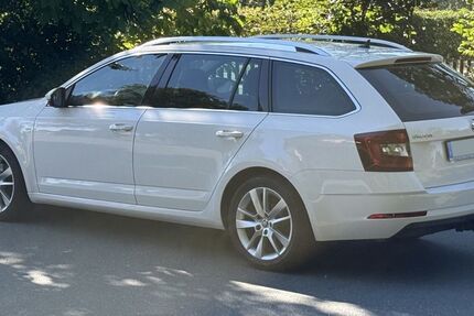 Skoda Octavia 100.030 km 15.950 &euro; Pfaffengrün 08233