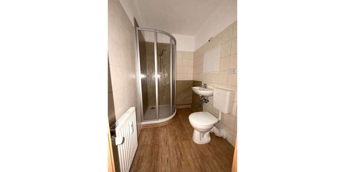 Etagenwohnung Plauen Alt Chrieschwitz - 3 Zimmer, 56 m&sup2;, 299&euro; | Angebot:25872368