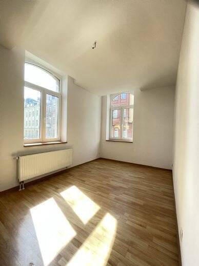 Etagenwohnung Plauen Westend - 2 Zimmer, 55 m&sup2;, 245&euro; | Angebot:25674921