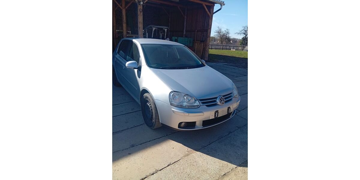 VW Golf 252.000 km 2.600 &euro; Lengenfeld 08485