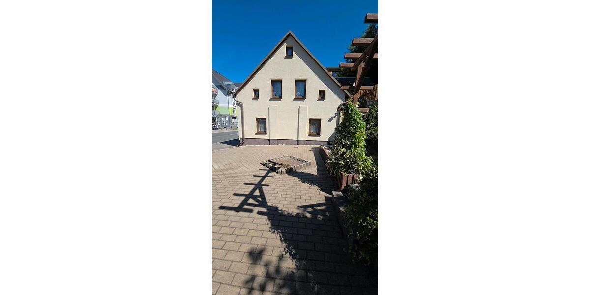 Einfamilienhaus Klingenthal - 4 Zimmer, 97 m&sup2;, 41.000&euro; | Angebot:27095371