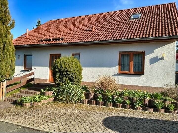 Einfamilienhaus Falkenstein - 4 Zimmer, 137 m&sup2;, 285.000&euro; | Angebot:26128492