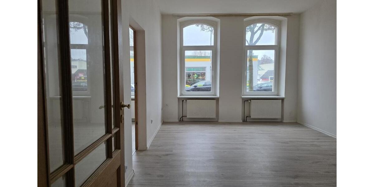 Erdgeschoßwohnung Hof Altstadt - 3 Zimmer, 69 m&sup2;, 600&euro; | Angebot:26662085