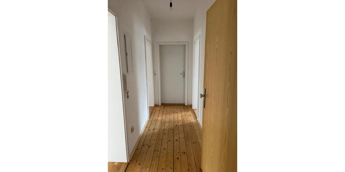 Dachgeschoßwohnung Muldenhammer - 3 Zimmer, 60 m&sup2;, 280&euro; | Angebot:19258575